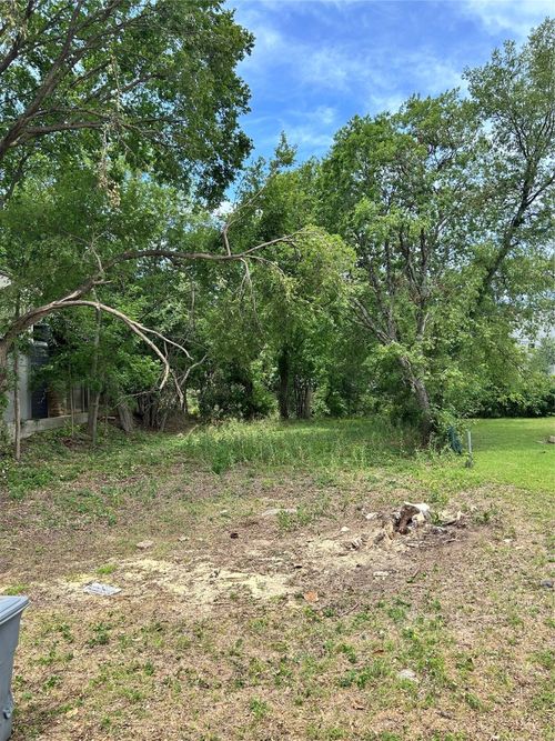 1808 Clifford Ave, Austin, TX, 78702-1637 | Card Image