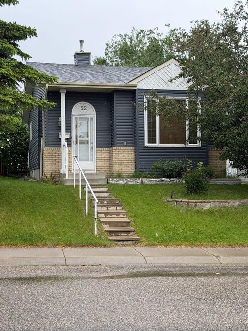 52 Covington Rd Ne, Calgary, AB, T3K4A7 | Card Image
