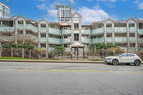 {{alt}} | Card Image