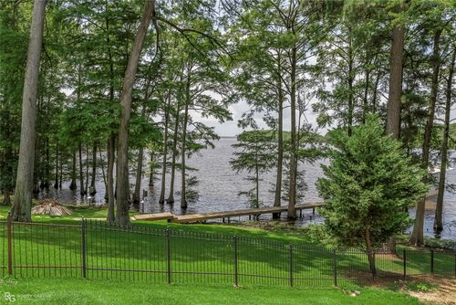 10865 Ferry Lake Rd, Oil City, LA, 71061-8620 | Card Image