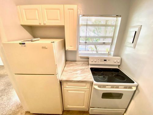 419-415 6th Ave N, Lake Worth Beach, FL, 33460-3107 | Card Image