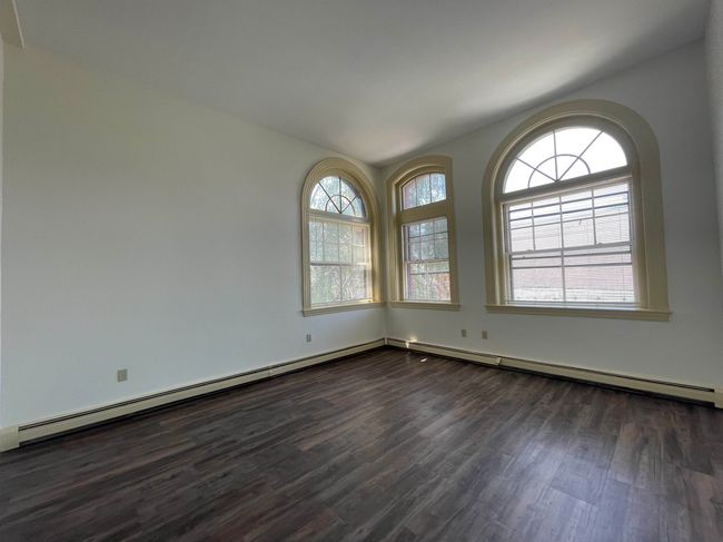 APT-203 - 521 Pine St, Condo with 2 bedrooms, 1 bathrooms and null parking in Manchester NH | Image 16