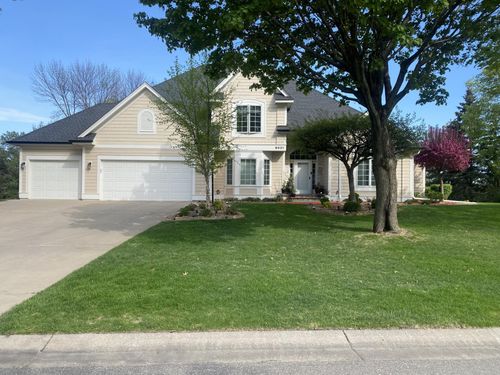 9031 Highview Ln, Woodbury, MN, 55125-4921 | Card Image