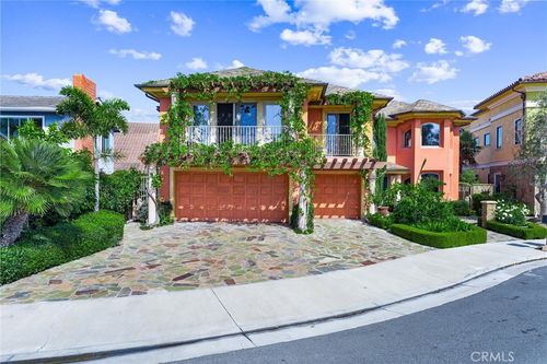3781 Ragtime Cir, Huntington Beach, CA, 92649 | Card Image