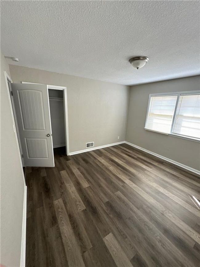 12308 E 51st Street, For Sale in Independence Zoocasa