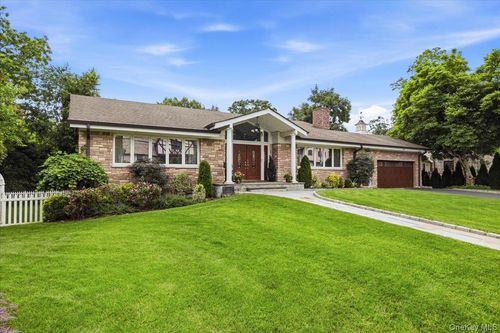 1 Interlaken Dr, Eastchester, NY, 10709-1513 | Card Image
