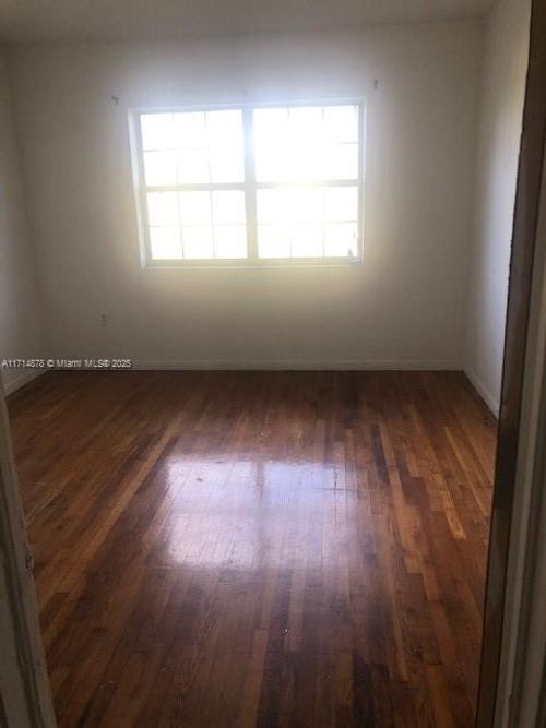 apt-6-1220 Marseille Dr, Miami Beach, FL, 33141-2895 | Card Image