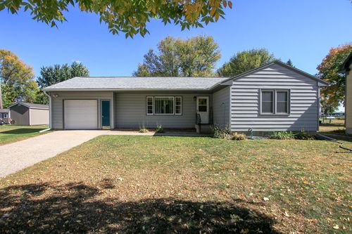 221 3rd Ave S, Brownton, MN, 55312-2201 | Card Image