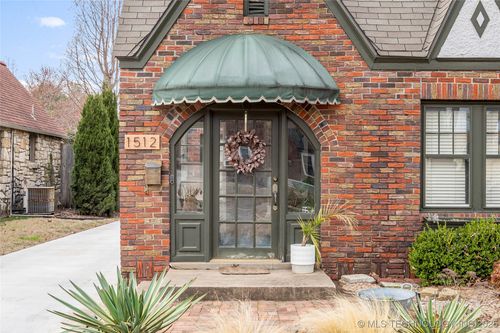 1512 Gary Pl, Tulsa, OK, 74104-5226 | Card Image