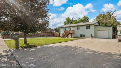2863 Texas Ave, Grand Junction, CO, 81501-5044 | Card Image