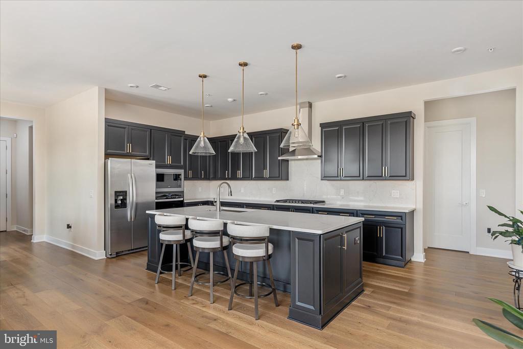 Residential in ASHBURN 4