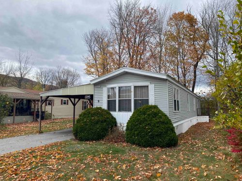 9 Paradise St, Gorham, NH, 03581-1306 | Card Image