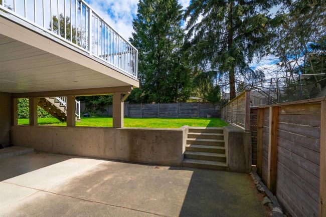 2628 Hardy Crescent, House other with 4 bedrooms, 3 bathrooms and 4 parking in North Vancouver BC | Image 37