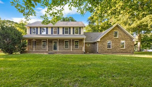407 Idaho Springs Rd, Clarksville, TN, 37043-5716 | Card Image