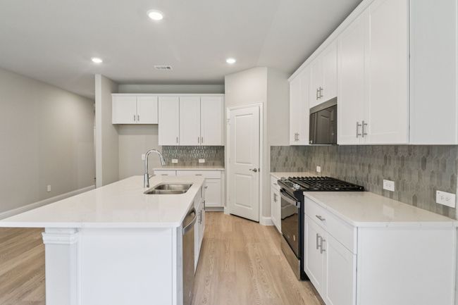 2221 Dunbar Dr, House other with 4 bedrooms, 3 bathrooms and null parking in Sherman TX | Image 15
