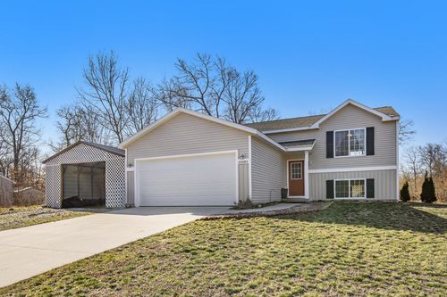 23285 Quail Ct, Pierson, MI, 49339-9456 | Card Image