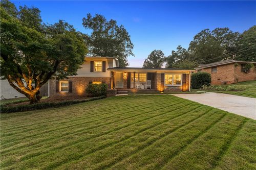 107 N Ryan St, Auburn, AL, 36830-5535 | Card Image