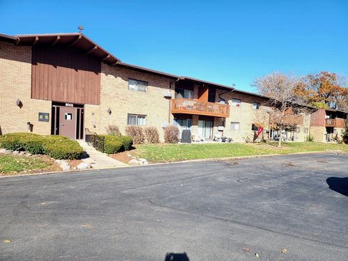 apt-117-8000 Archer Ave, Willow Springs, IL, 60480-1530 | Card Image