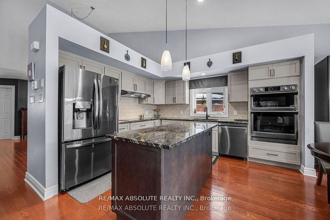 48 Settler's Ridge Way, House other with 4 bedrooms, 3 bathrooms and 4 parking in Nepean ON | Image 9