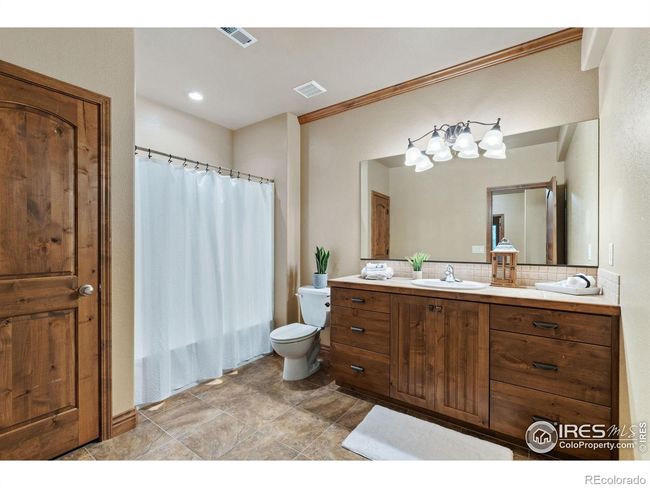3304 70 Th Ave, House other with 6 bedrooms, 5 bathrooms and 3 parking in Greeley CO | Image 38
