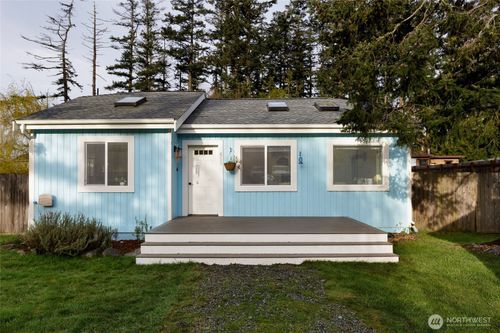655 Hunt St, Friday Harbor, WA, 98250-8078 | Card Image