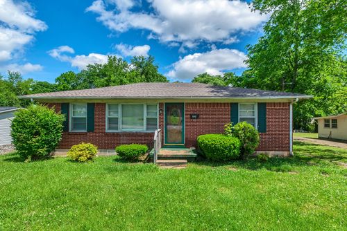 609 E 11th St, Columbia, TN, 38401-4272 | Card Image