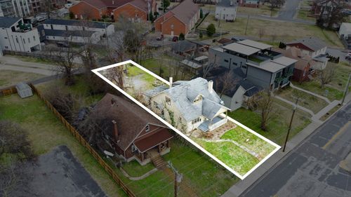 2020 Clifton Ave, Nashville, TN, 37203-1910 | Card Image