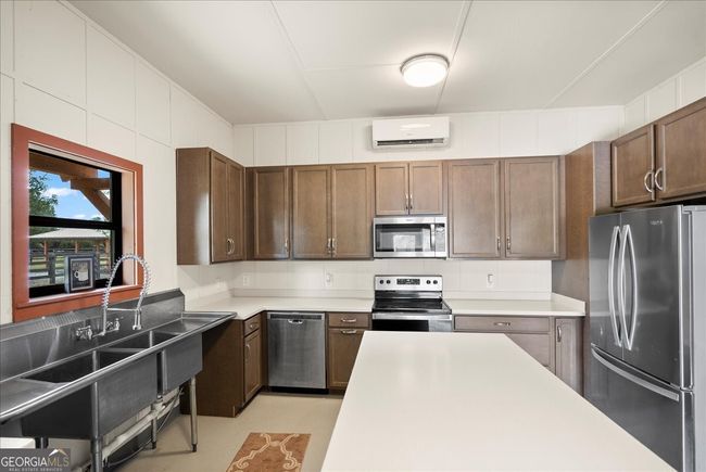 1330 Sr 110, Home with 6 bedrooms, 3 bathrooms and null parking in Waynesville GA | Image 89