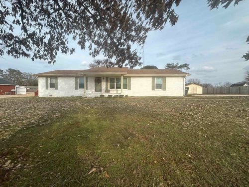 690 Blake Dr, Tuscumbia, AL, 35674-5971 | Card Image