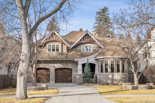 2905 Carleton Street Sw, Calgary, AB, T2T3L1 | Card Image