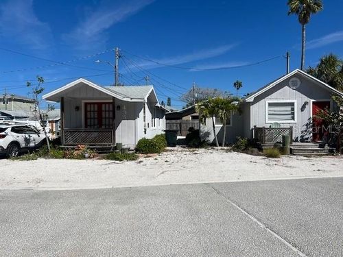 433 137th Avenue Cir, Madeira Beach, FL, 33708-2511 | Card Image