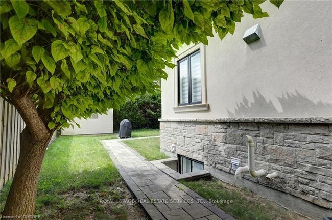 1164 Bridge Rd, House other with 5 bedrooms, 5 bathrooms and 4 parking in Oakville ON | Image 47