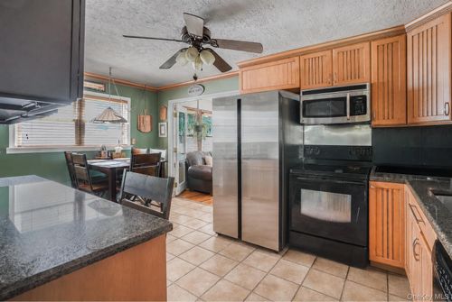 35 Lakeview Avenue, Poughkeepsie (Town), NY, 12601 | Card Image