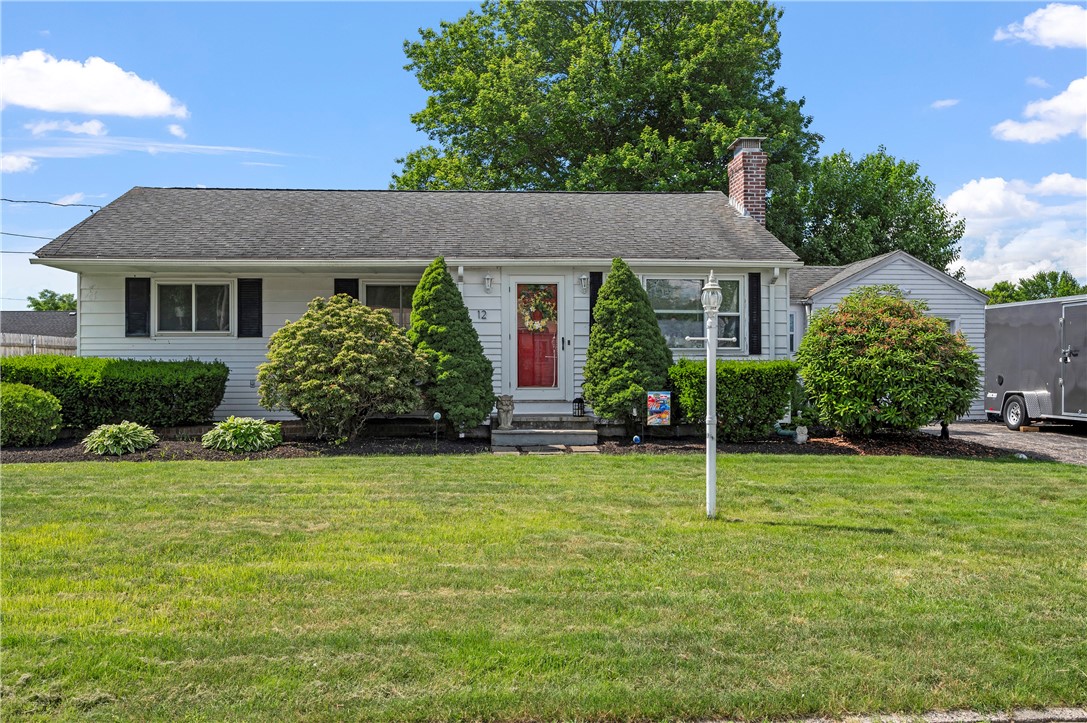 Commodore Ave, Warwick, RI 02888