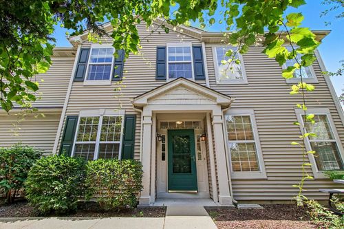 600 S Jade Ln, Round Lake, IL, 60073-8164 | Card Image