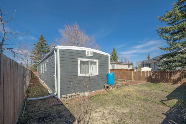 157 Big Springs Drive Se, Home with 3 bedrooms, 1 bathrooms and 2 parking in Airdrie AB | Image 32