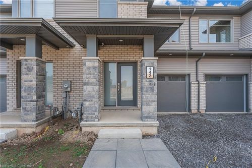 142 Willson Dr, Niagara Falls, ON, L3B5N5 | Card Image