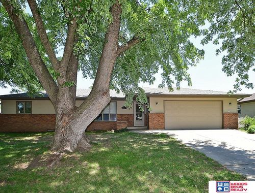 1712 N 15th St, Beatrice, NE, 68310-1634 | Card Image