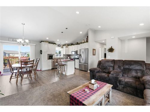 1381 Pheasant Run, New Richmond, WI, 54017-4501 | Card Image