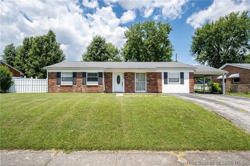 323 April Ct, Charlestown, IN, 47111-1812 | Card Image