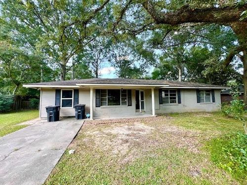 7233 Villere Dr, Baker, LA, 70714-5349 | Card Image