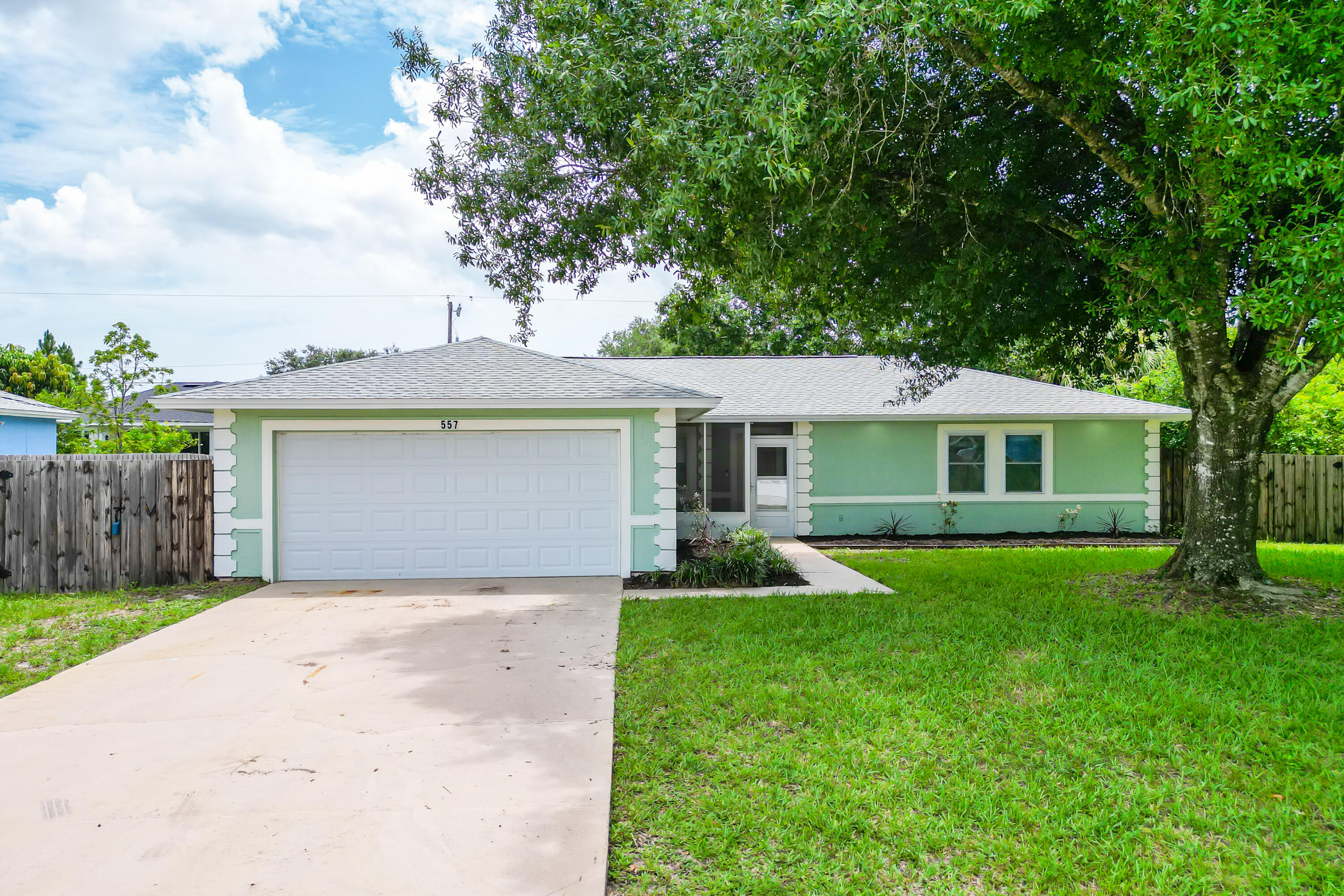 Tasco Ave, Palm Bay, FL 32908
