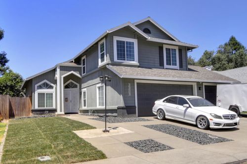 8916 Hollowstone Way, Sacramento, CA, 95828 | Card Image