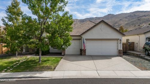 10700 Summer Glen Dr, Reno, NV, 89521-8209 | Card Image