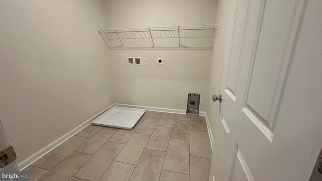 405 - 1 Culvert Dr, Condo with 2 bedrooms, 1 bathrooms and null parking in WEST WINDSOR NJ | Image 33