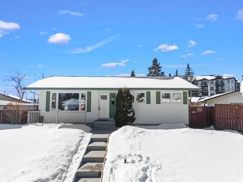 60 Pensacola Close Se, Home with 4 bedrooms, 2 bathrooms and 6 parking in Calgary AB | Card Image