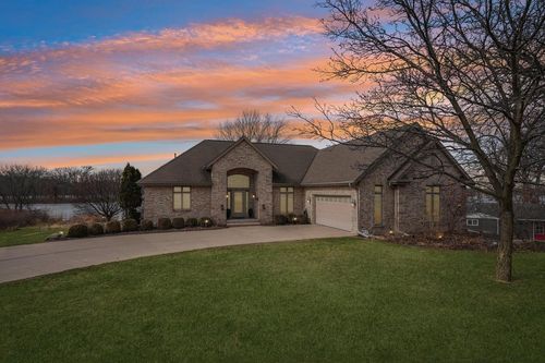 N4985 Arrowhead Trail, HUBBARD, WI, 53039 | Card Image