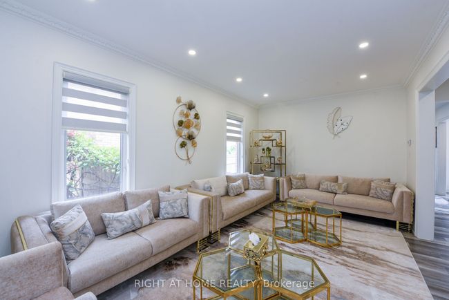 41 Darren Rd, House other with 6 bedrooms, 4 bathrooms and 4 parking in Brampton ON | Image 7