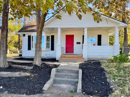 930 Nw Harrison St, Topeka, KS, 66608-1435 | Card Image