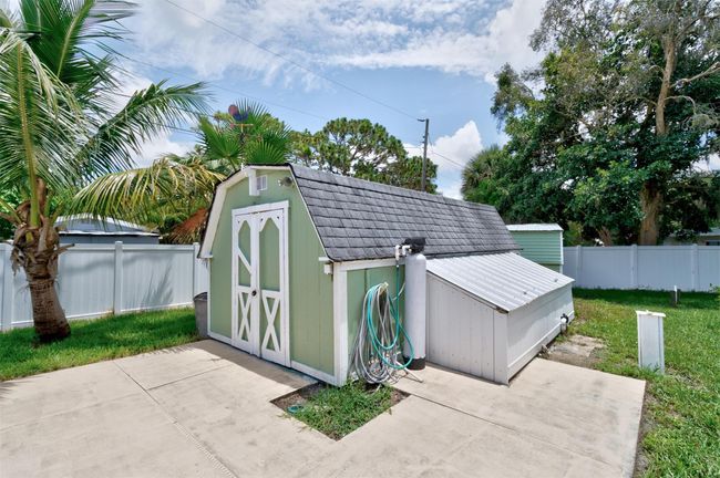 Side enclosure for all pool motor/filter | Image 27